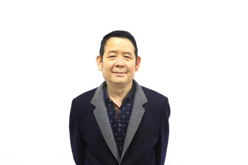 語文教師 王步明(圖1)