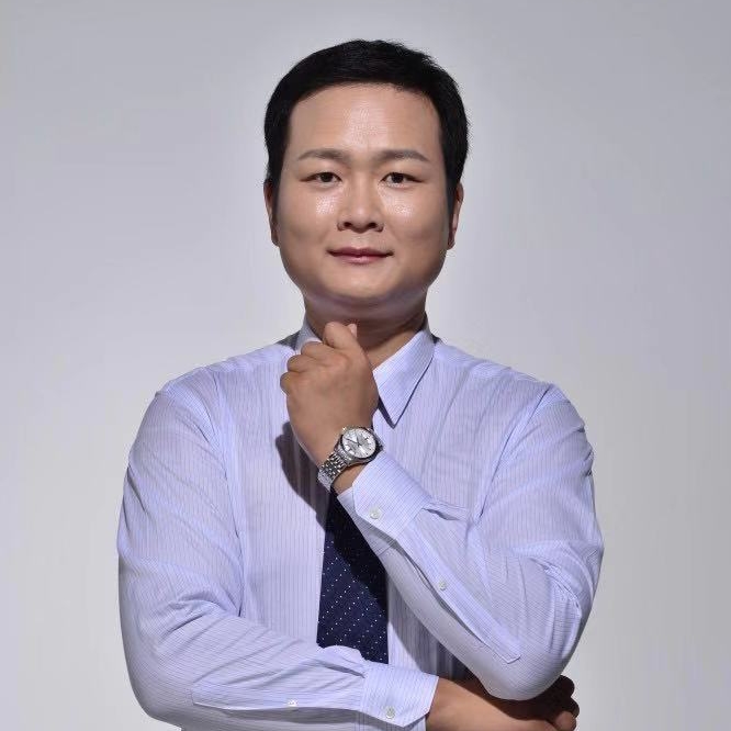 播音與節目主持專業教師 張虎